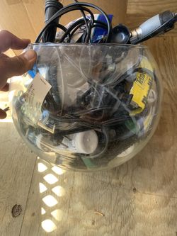 Fish Tank Starter Kit – Bowl, Pump, Filter, Food, Accessories