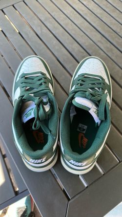 Nike dunks green size 10