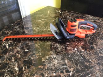 Bordea dora Electric Black* Decker