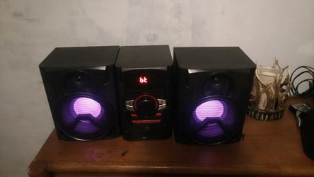 Onn sterio works and sounds good trade for bmx