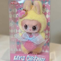 Pop Mart Labubu Let’s Checkmate Queen Figure Authentic Sealed Collector Toy