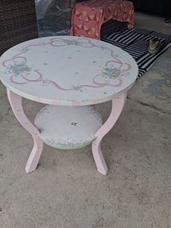kids' side table