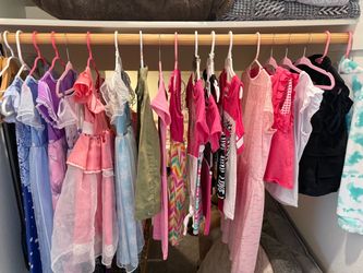 MUST GO TODAY (4T dresses & 4T/5T clothes)