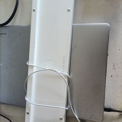 Apple Wired Keyboard 