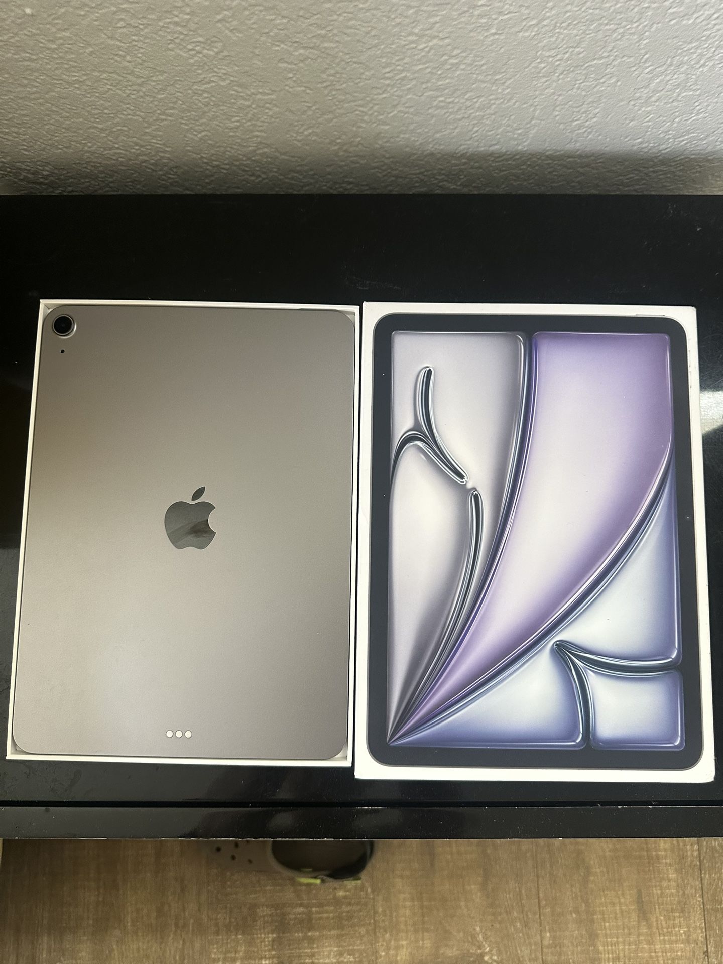 Brand New iPad Air 11-inch (M3), 128GB, Wi-Fi, Space Gray