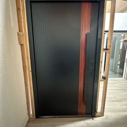 Aluminum entrance door 54*96