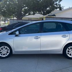 2013 Toyota Prius V