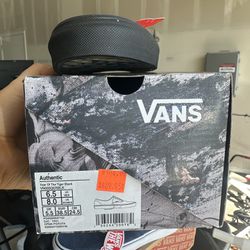 New In Box Vans Size 9