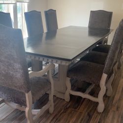 dinning Room Table 8 Chairs 