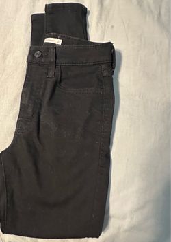 Levis black skinny jeans size 27