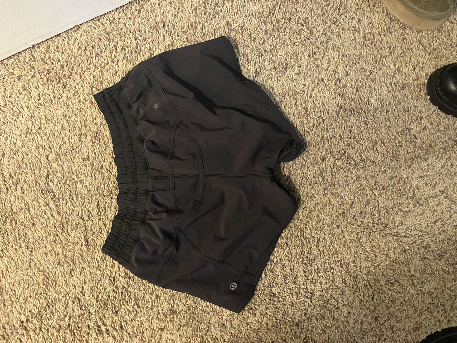 lulu exercise shorts