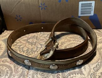 Tony Lama brown leather belt scalloped braided pattern 7279L Up to $100 NOW $20