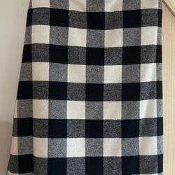 Women’s Wool Skirt