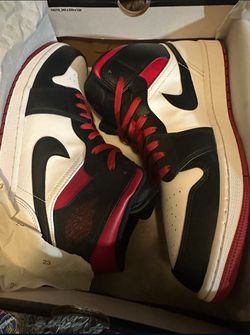 Jordan 1s Retro Mid (Price Is Negotiatable)