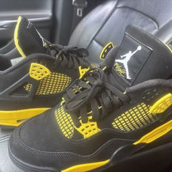 Jordan 4 