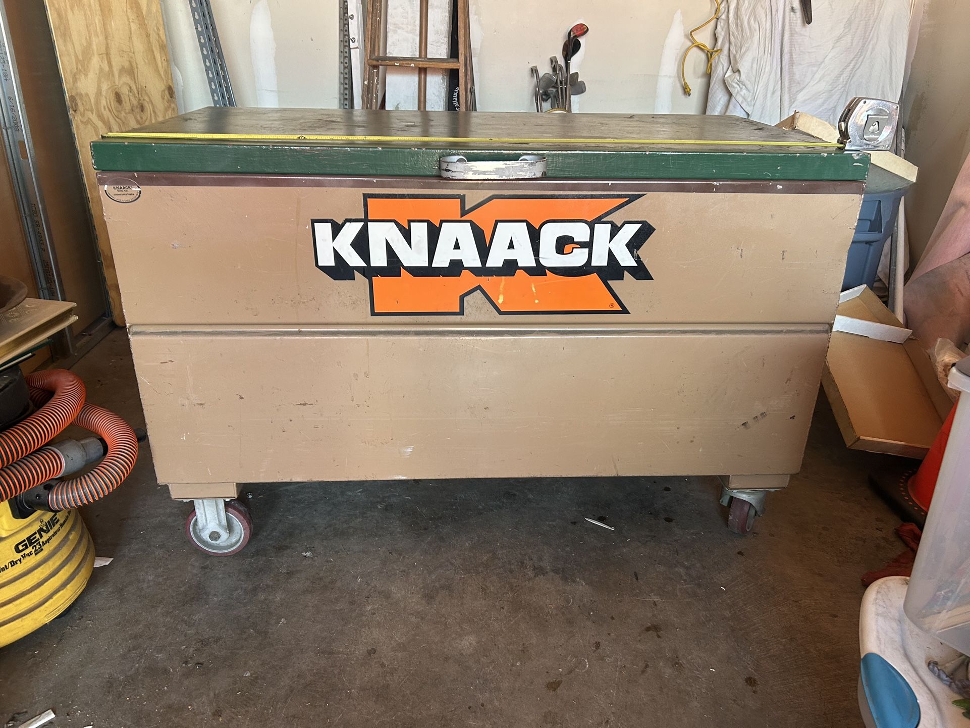 Knaack Tool Box - 4' x 2' x 2' - 5" Casters - Secure Locking Job Box