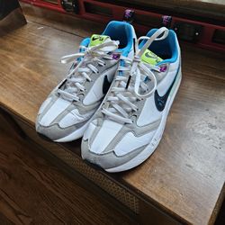 Nike Air Max  just do it sz 6.5Y