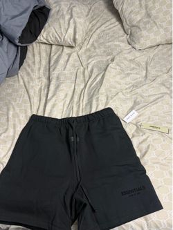 Essentials Black Shorts Men’s Size Large