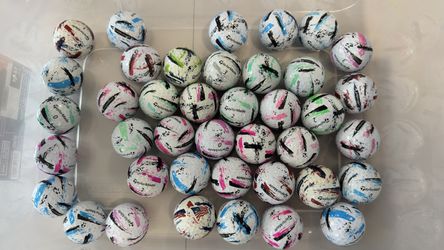 40 TAYLORMADE SPEED SOFT MIX GOLF BALLS