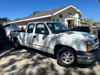 Chevy Silverado 2004 grandpa’s truck for sale