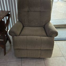 Oversize Electric Lazy Boy Recliner