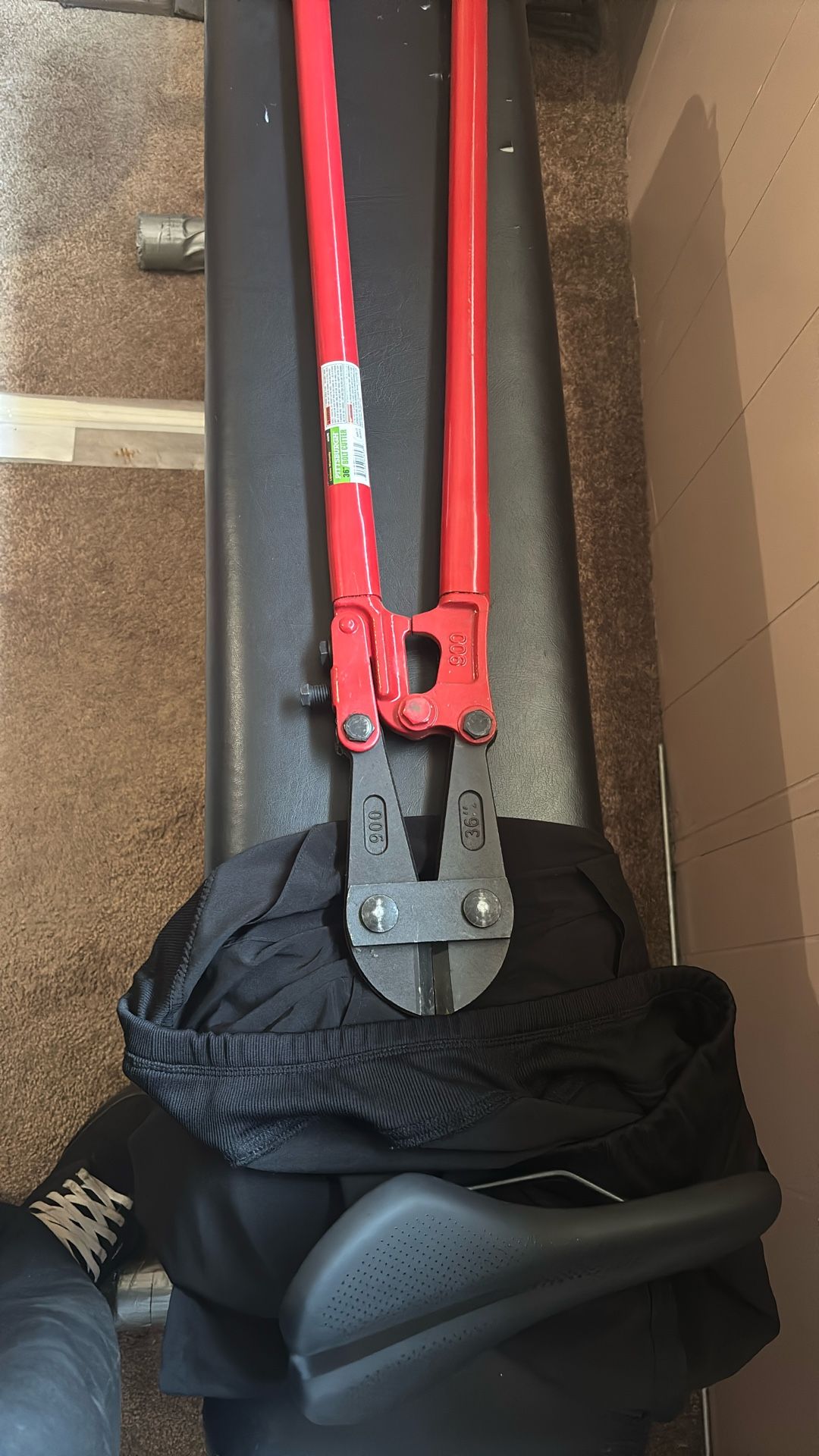 Pittsburgh 36 Inch Bolt Cutters