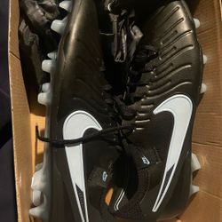 Legend 10 Elite Size 10.5