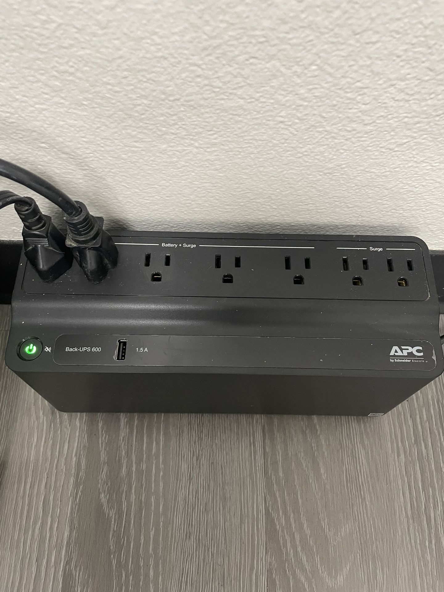 APC UPS Battery Backup