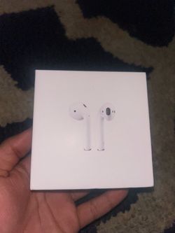 AirPods