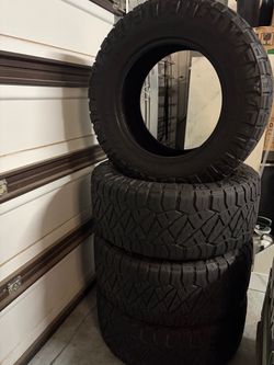 Nitto Grappler 325/60R20