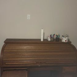 Free Vintage Antique Roll Top Desk And Chair