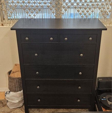 bedside dresser Paxton – Ashley Childers 12 Best Anime Characters Size:Medium 15.5