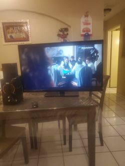 Tv 42 Pulgadas Con El Mini Esterio Marca Vizio