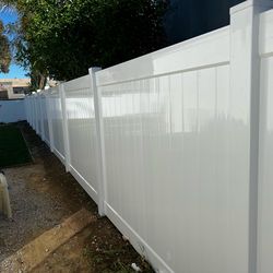 Vinyl fence