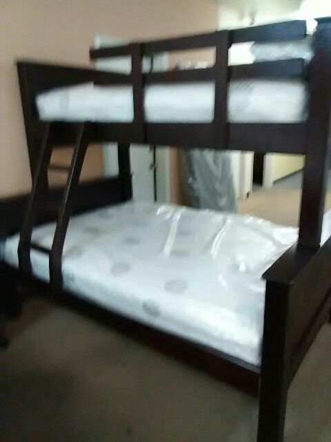 Bunk bed twin full complete