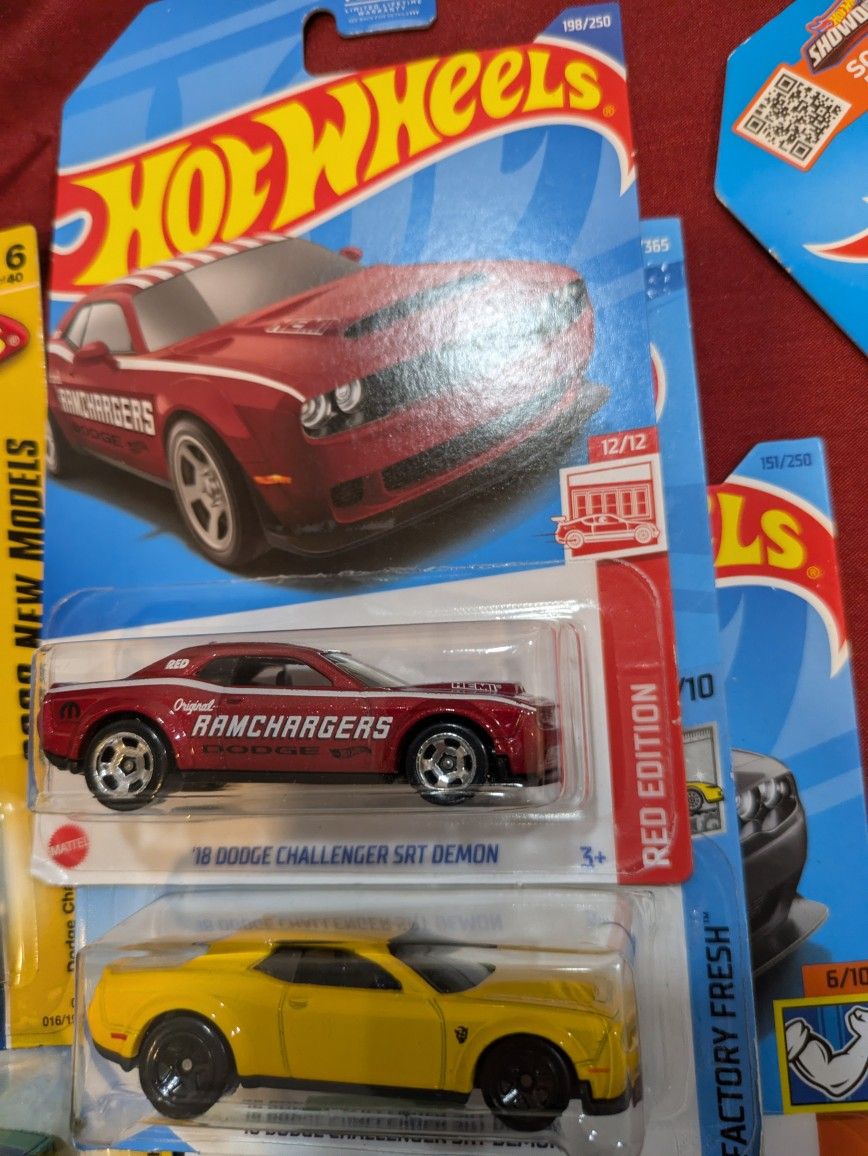 Hot Wheels '18 Dodge Challenger SRT Demon Red Edition 1:64 Scale Die-Cast Car - 12/12 Series