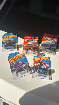 Hot wheels/matchbox