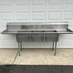 90 X 24 Three Compartment Stainless Steel Sink