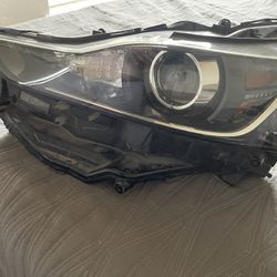 2018 Lexus IS 300 Left Headlight with Ballast