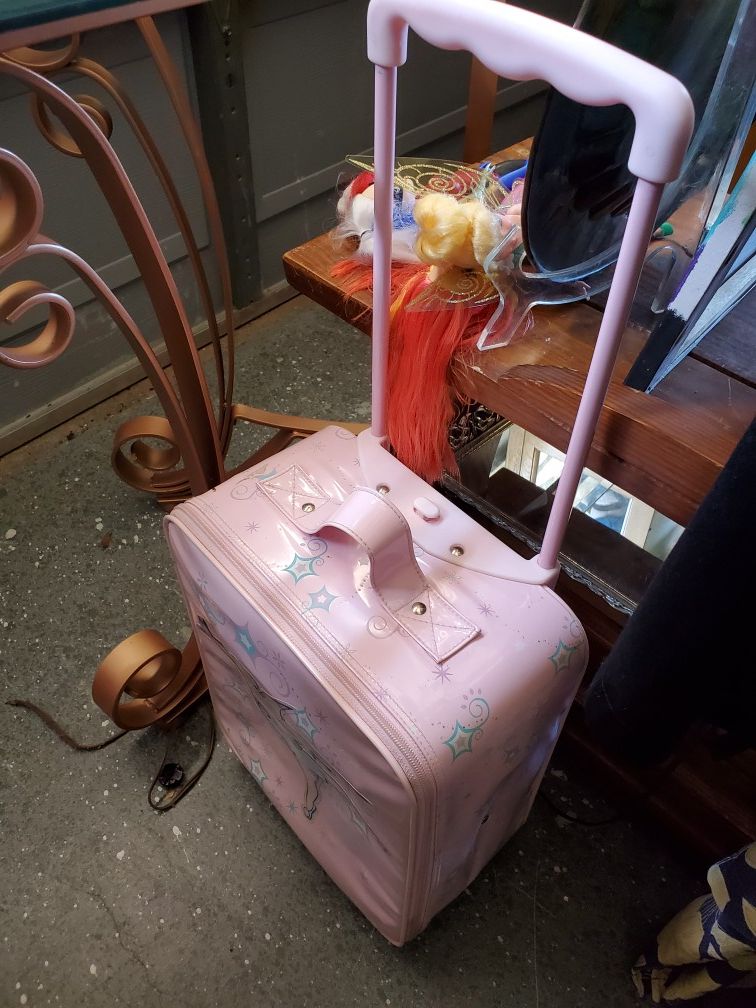 Tinkerbell rolling luggage