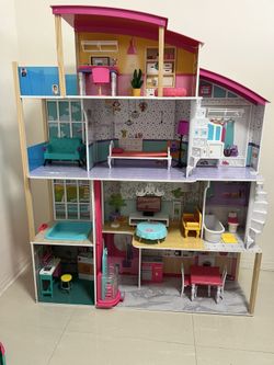 Barbie Dollhouse