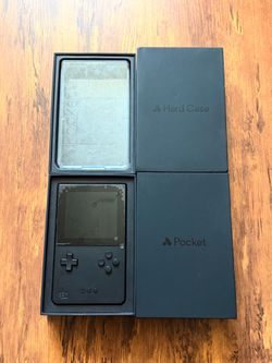 Analogue Pocket + Case