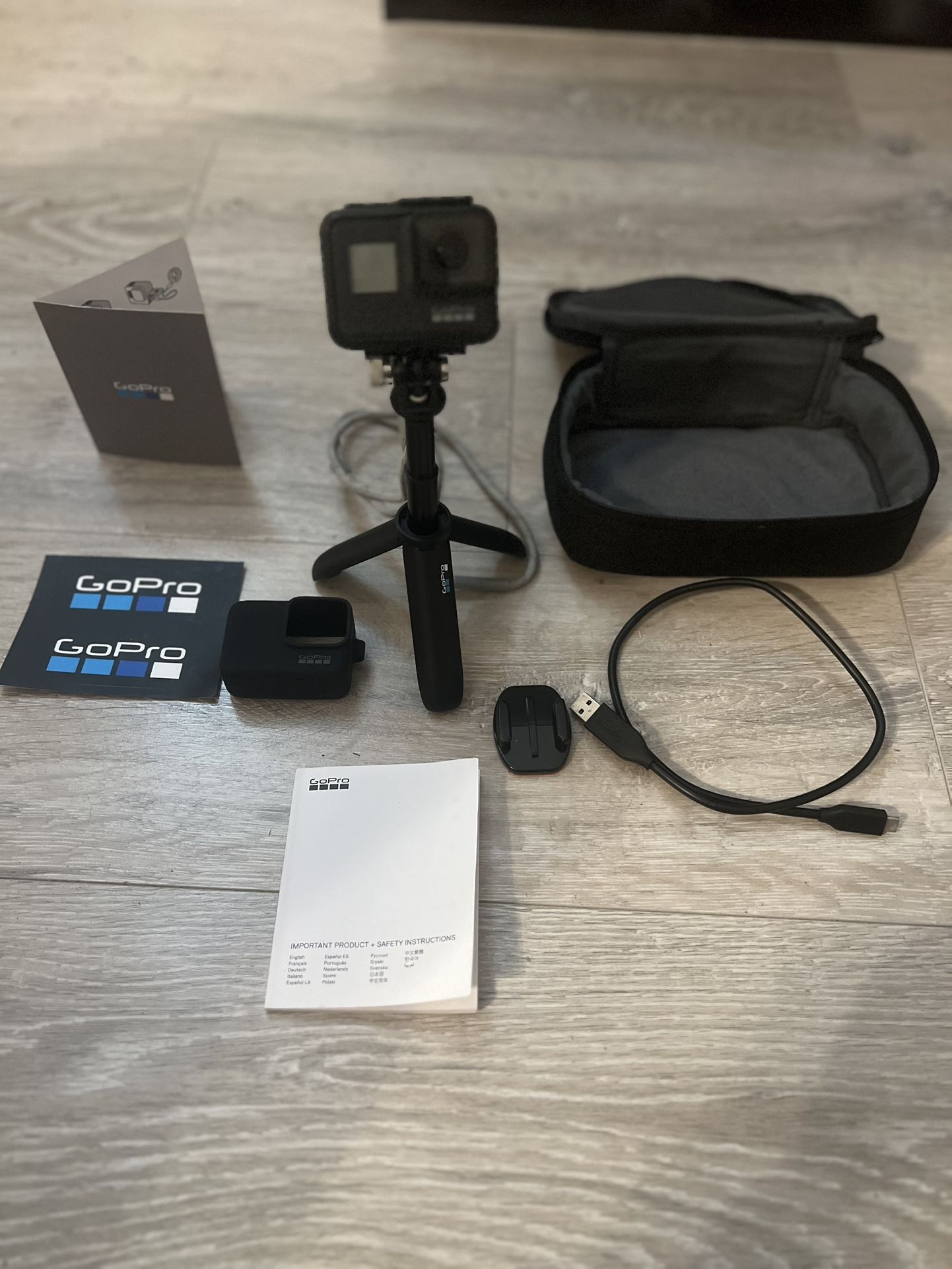 GoPro HERO7 Black – Complete Kit | Excellent Condition