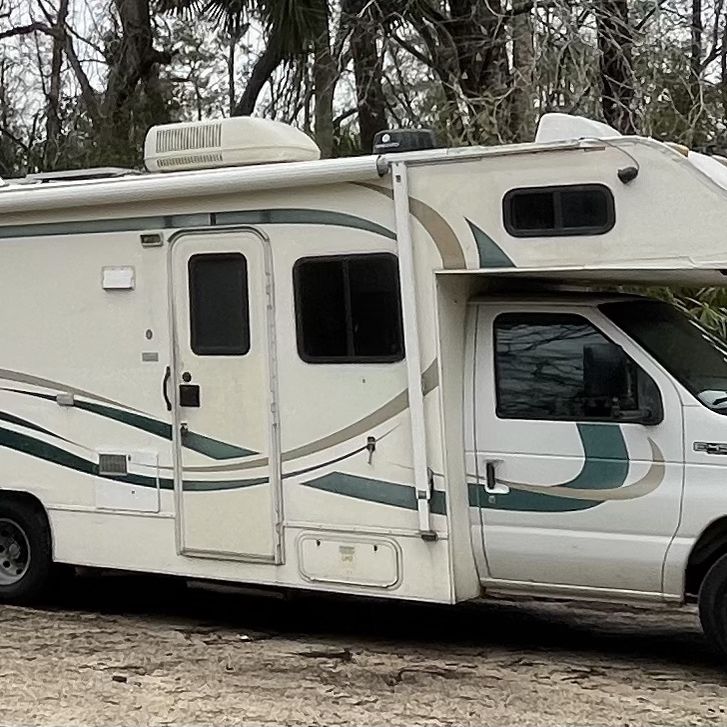 2000 Ford Tioga. Rv. Camper. Motorhome for Sale in North Miami Beach ...