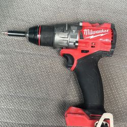 Milwaukee M18 Fuel 18v Hammer Drill/ Driver 