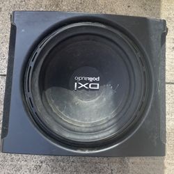 The Polk Audio DXi car speaker is a ventilated subwoofer with two coils. In good working condition. I don't mail it.