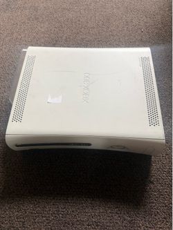 2 Xbox 360 Consoles – Parts or Repair – As Is