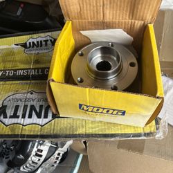 • Al Overview AND A +2: The part number 513349 refers to a Front Wheel Bearing and Hub Assembly primarily compatible with the Jeep Cherokee. Details: 