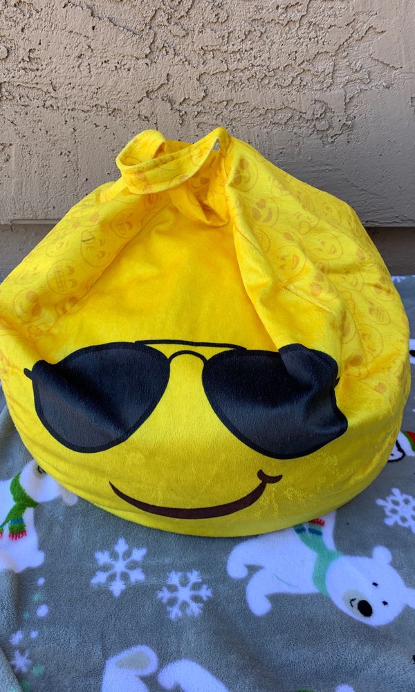 Small Emoji Kid Bean Bag Chair For In Chandler Az Offerup Small Emoji Kid Bean Bag Chair