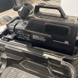 Vintage VHS Movie LXI Series Video Camera Kit